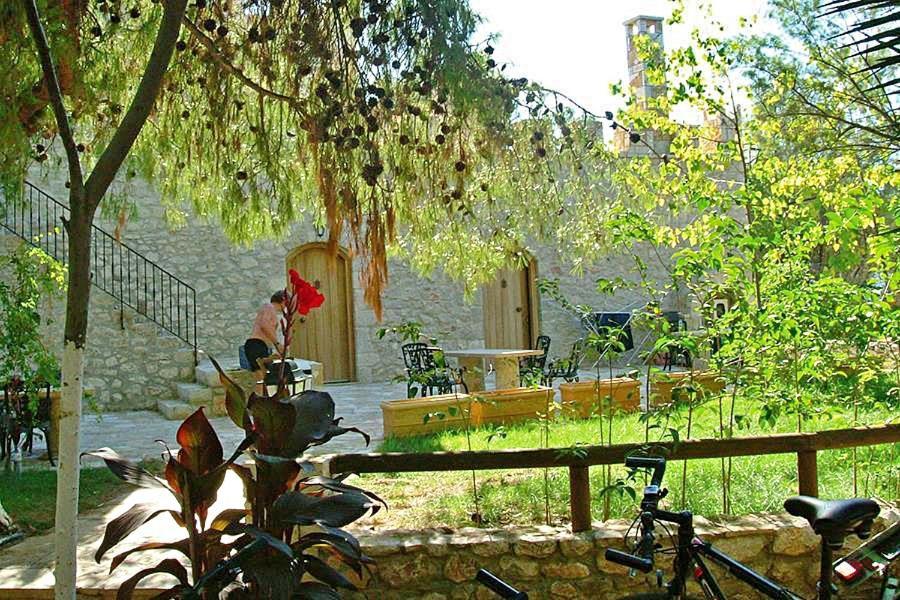 Poseidon Bungalows Iria Buitenkant foto