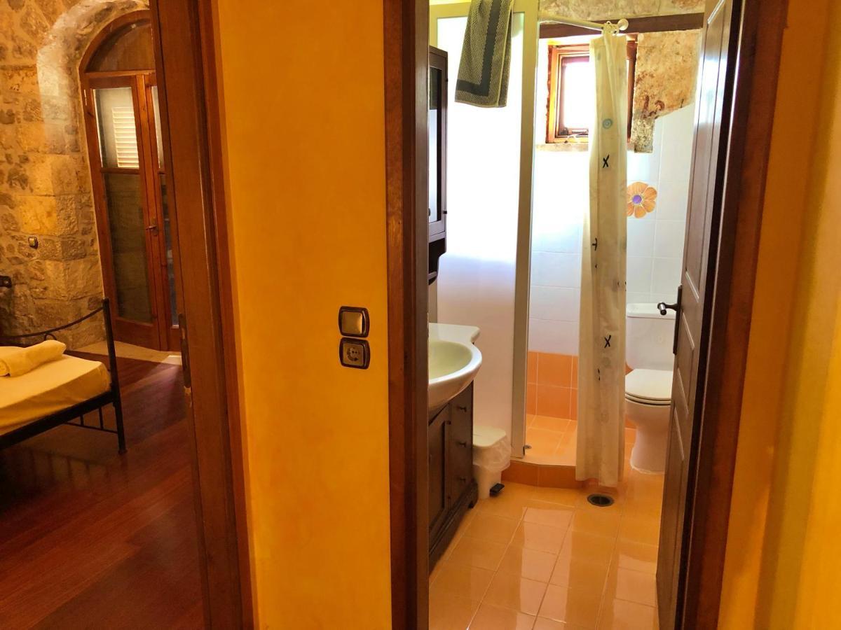 Poseidon Bungalows Iria Buitenkant foto